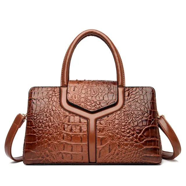 Auburnyx Exotic Chic Pouch
