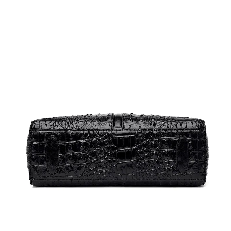 Auburnyx Exotic Chic Pouch