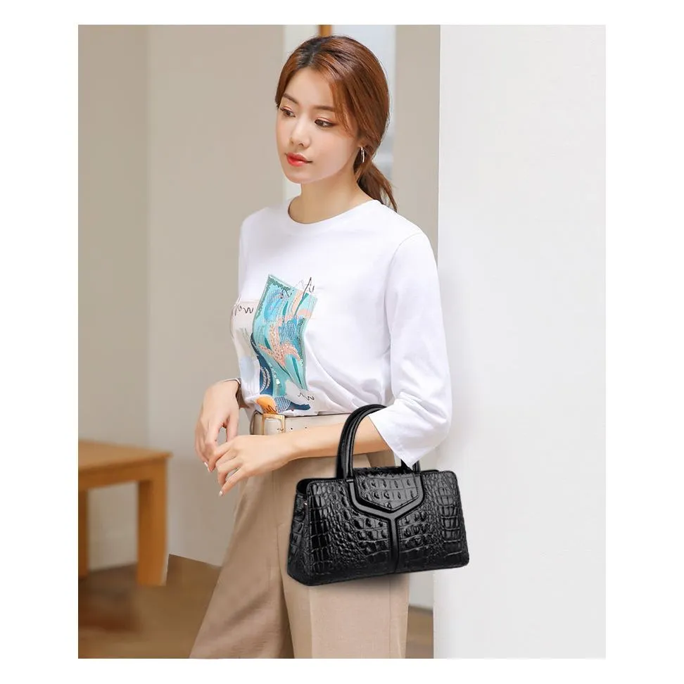 Auburnyx Exotic Chic Pouch