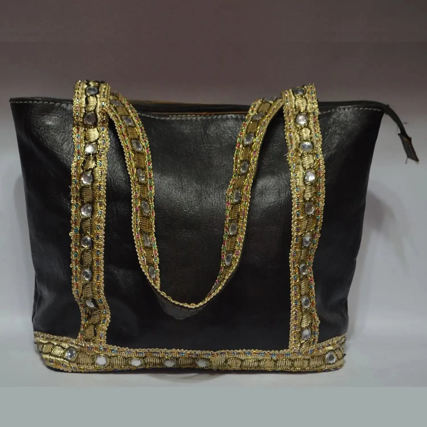 Biyadina Store Handbag Purse - Black - Stylish & Functional Travel Accessory - Premium Calfskin Leather & Kilim - Multiple Compartments