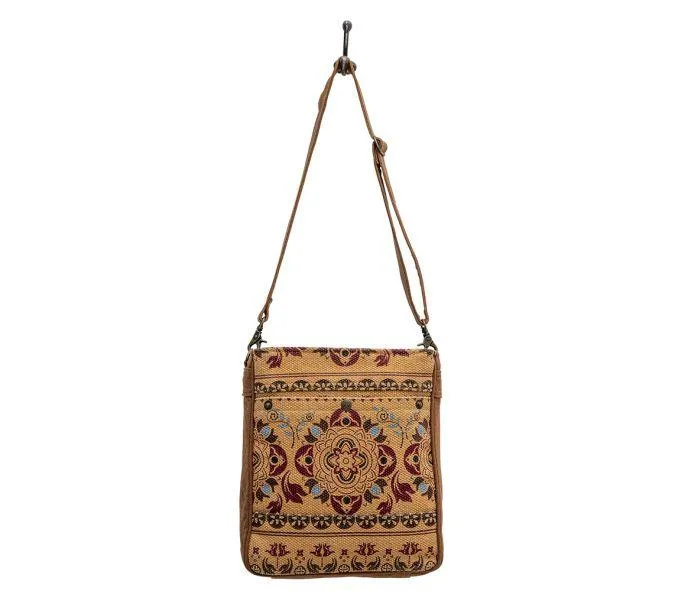 Clodsire Shoulder Bag