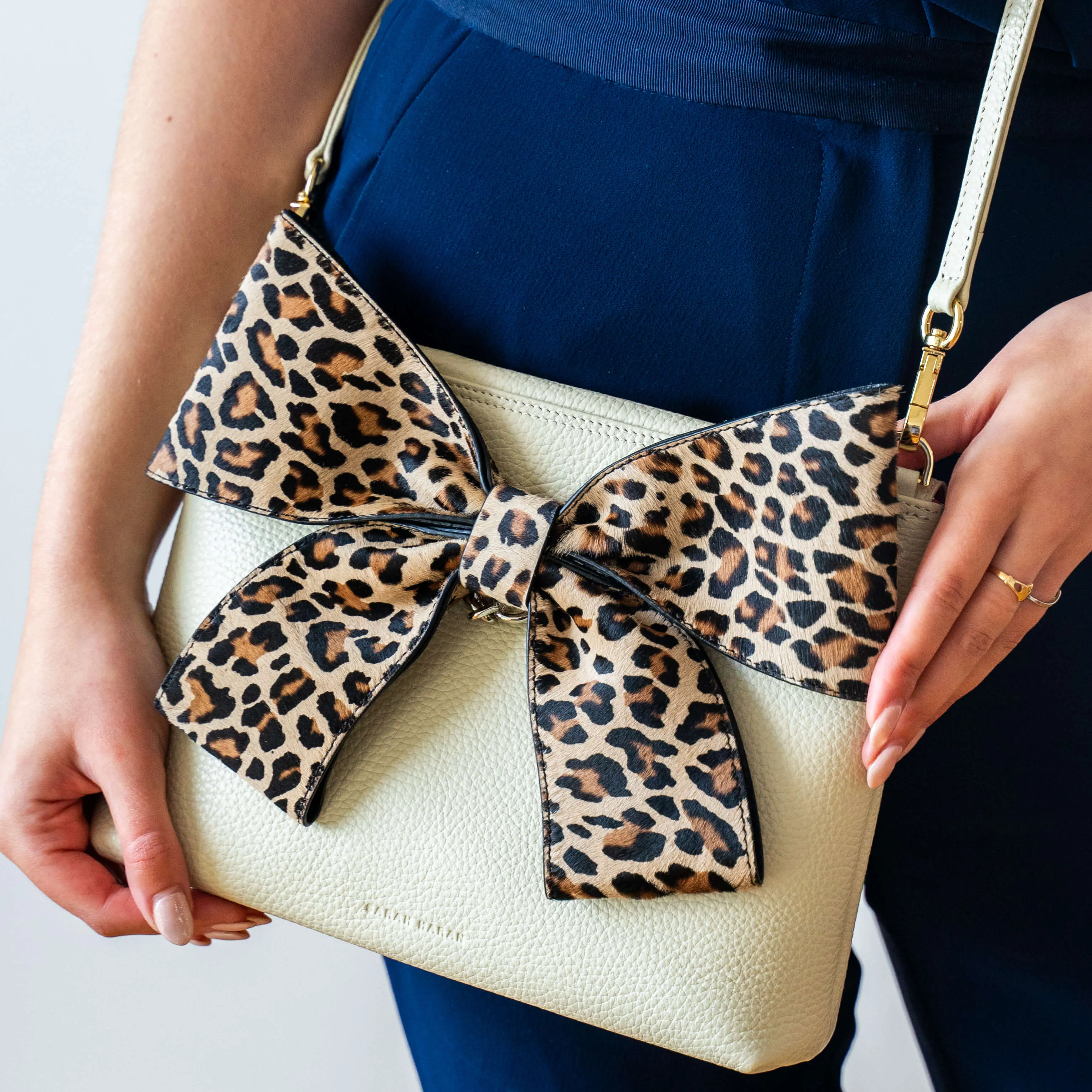 Deco Bow - Textured