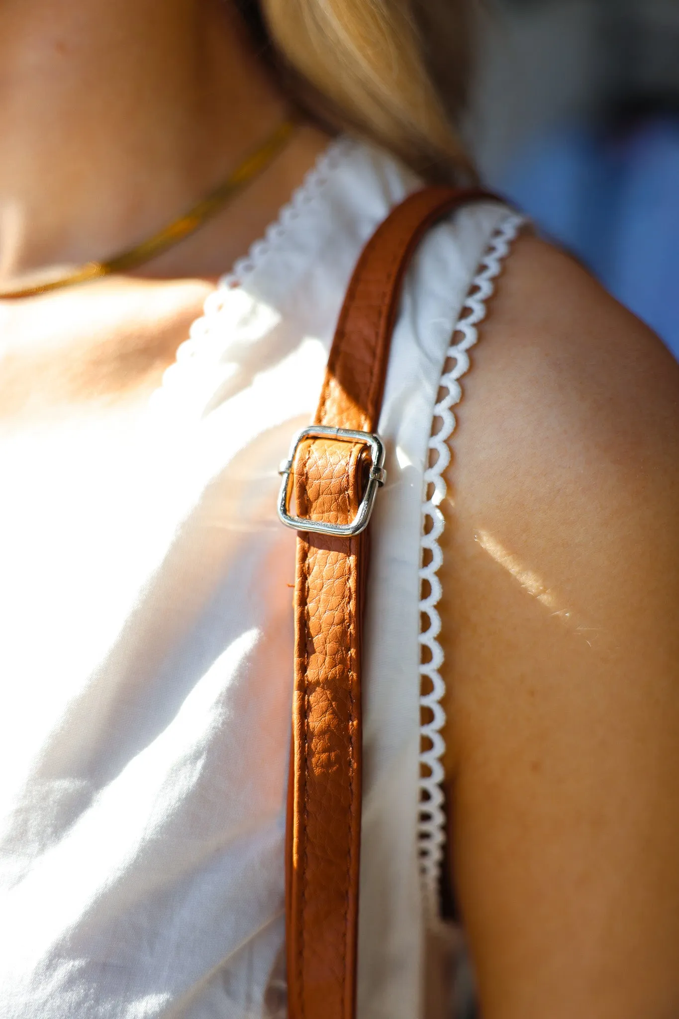 Frayed Trim Straw Crossbody/Clutch