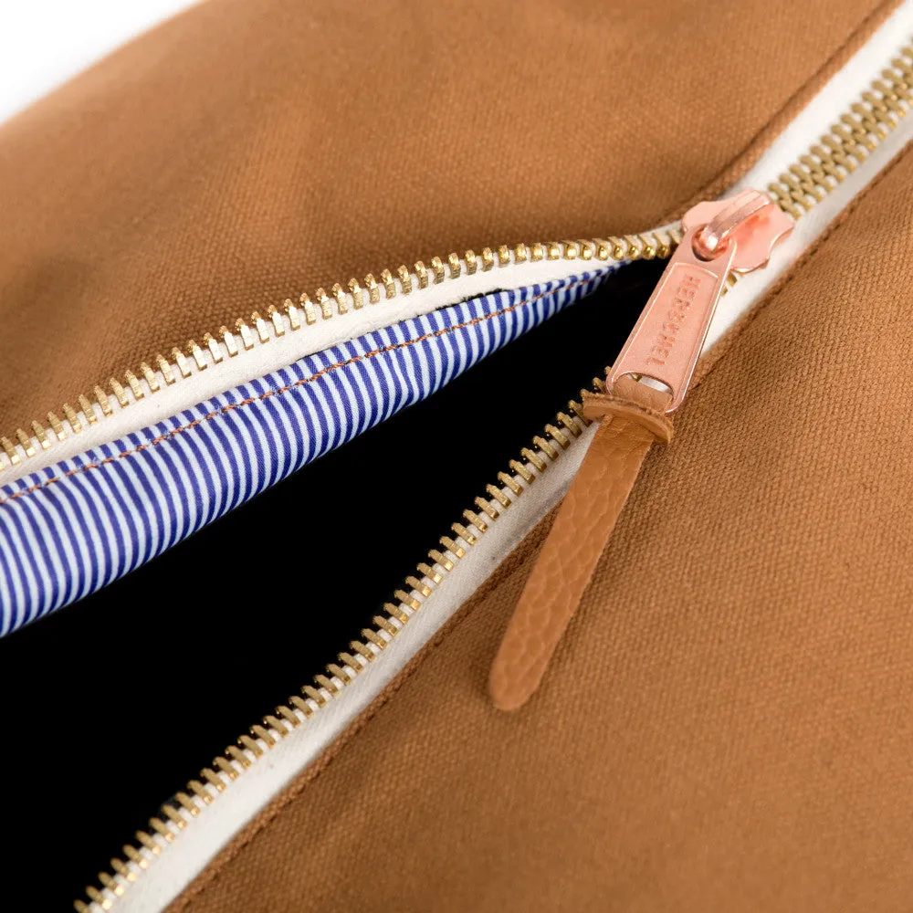Herschel Supply Novel Canvas Duffel Bag - Caramel