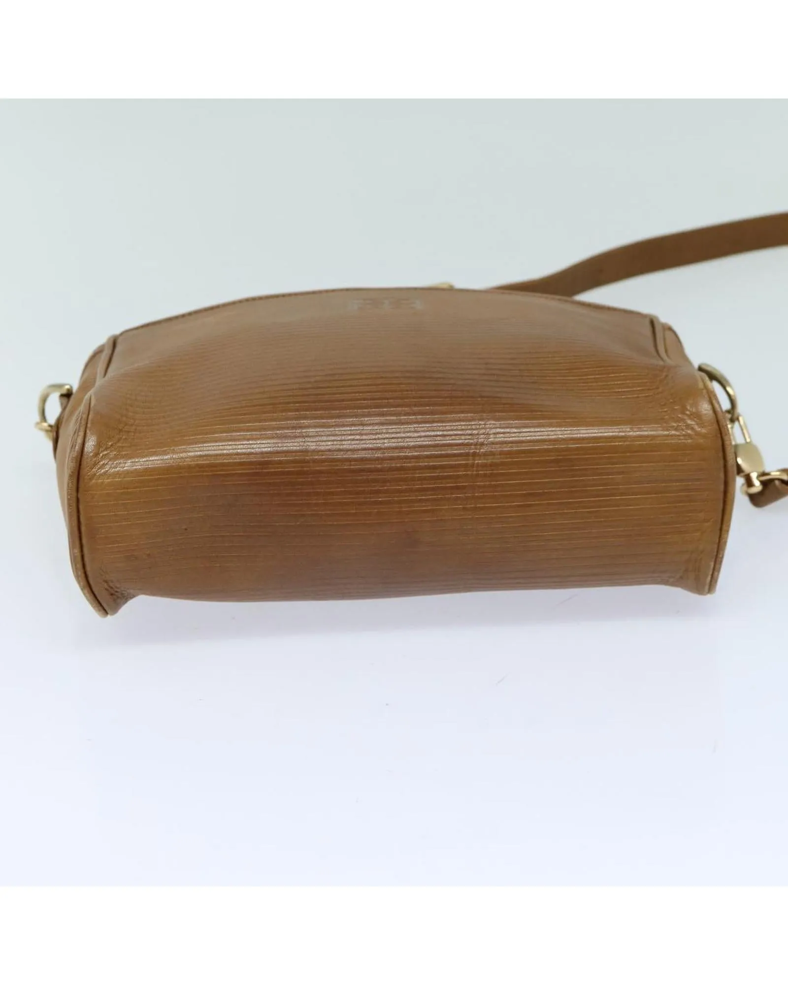 Leather Shoulder Bag with Handle and Classic Design