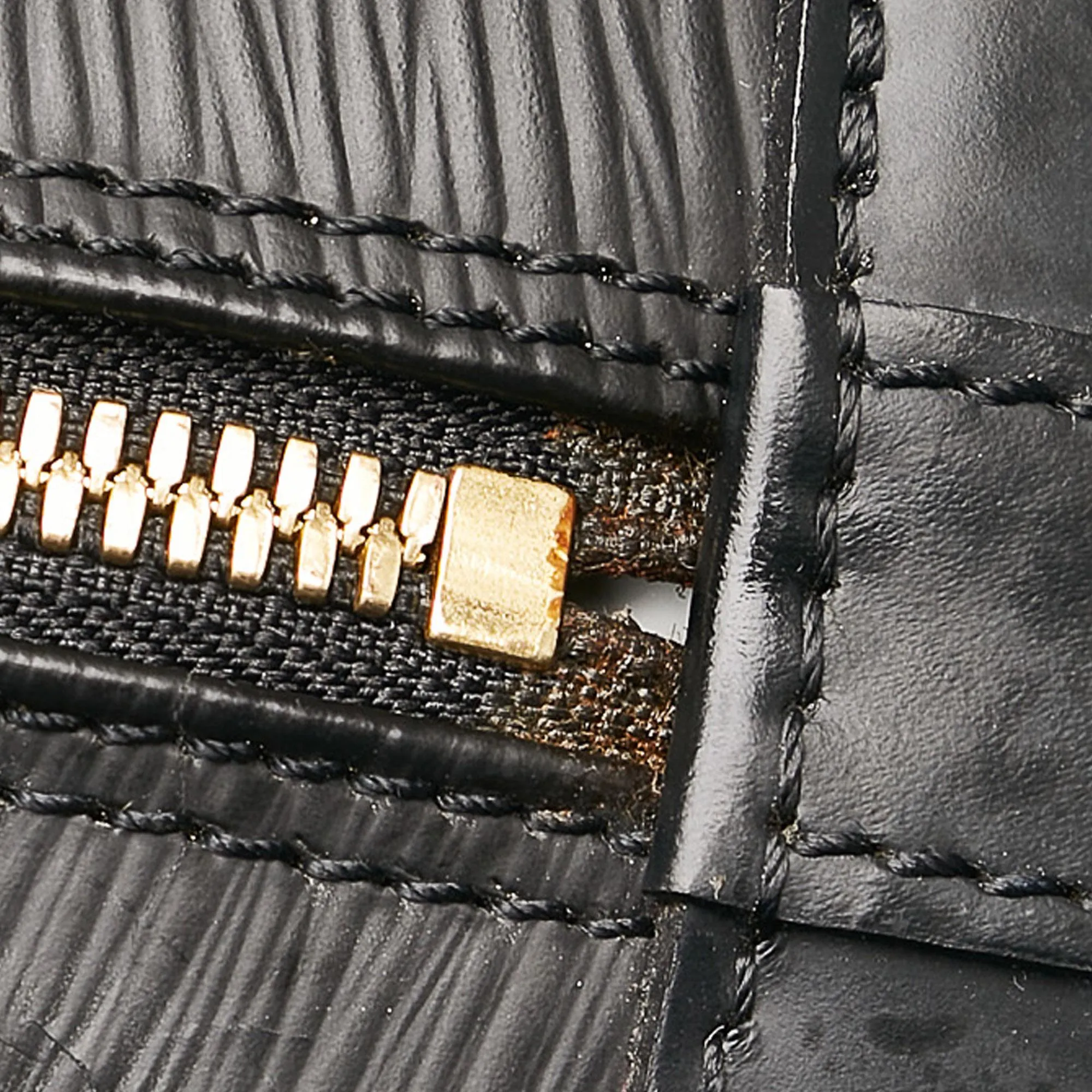 Louis Vuitton Epi Alma PM (SHG-34277)