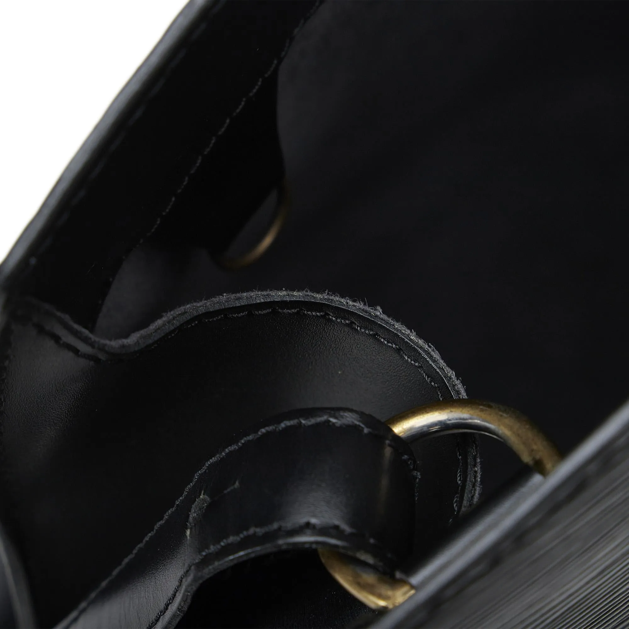 Louis Vuitton Epi Cluny (SHG-KJd9US)