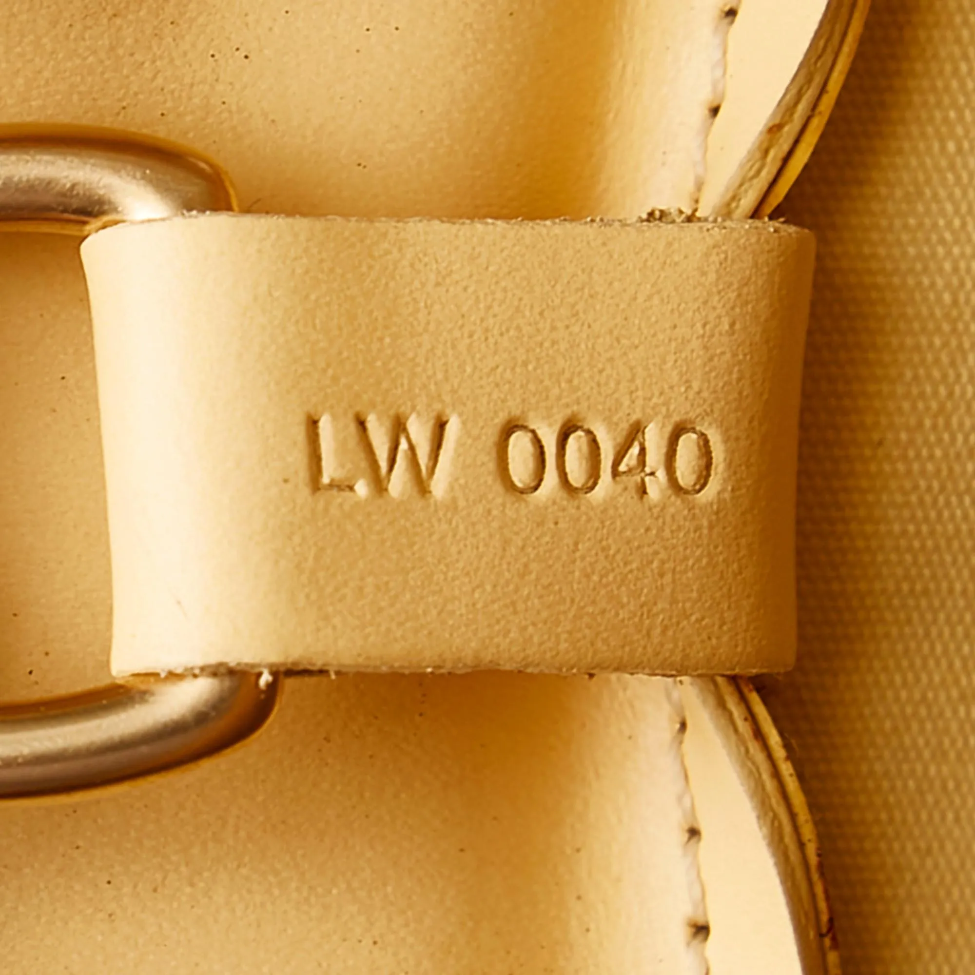 Louis Vuitton Epi Croisette PM (SHG-35878)
