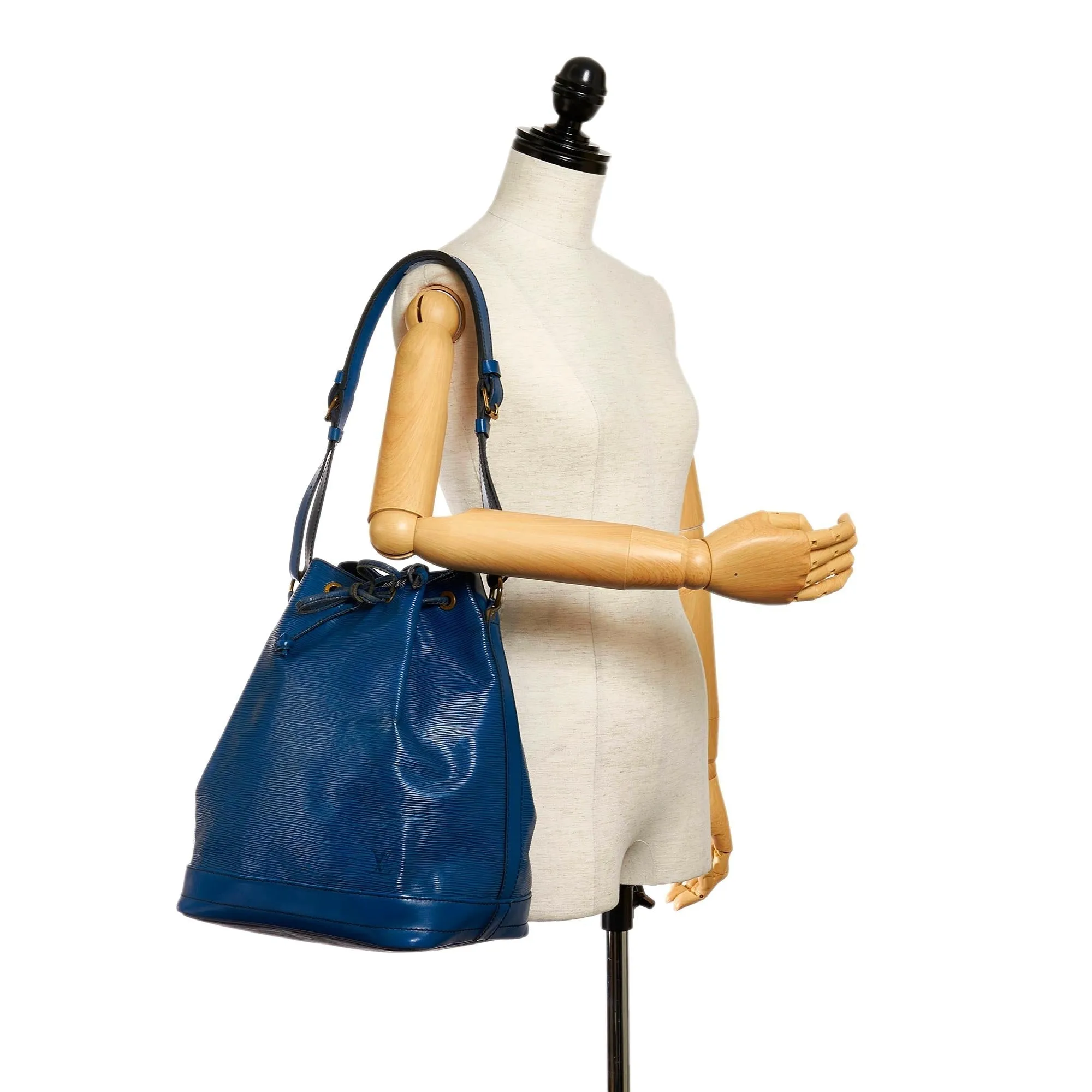 Louis Vuitton Epi Noe (SHG-29277)