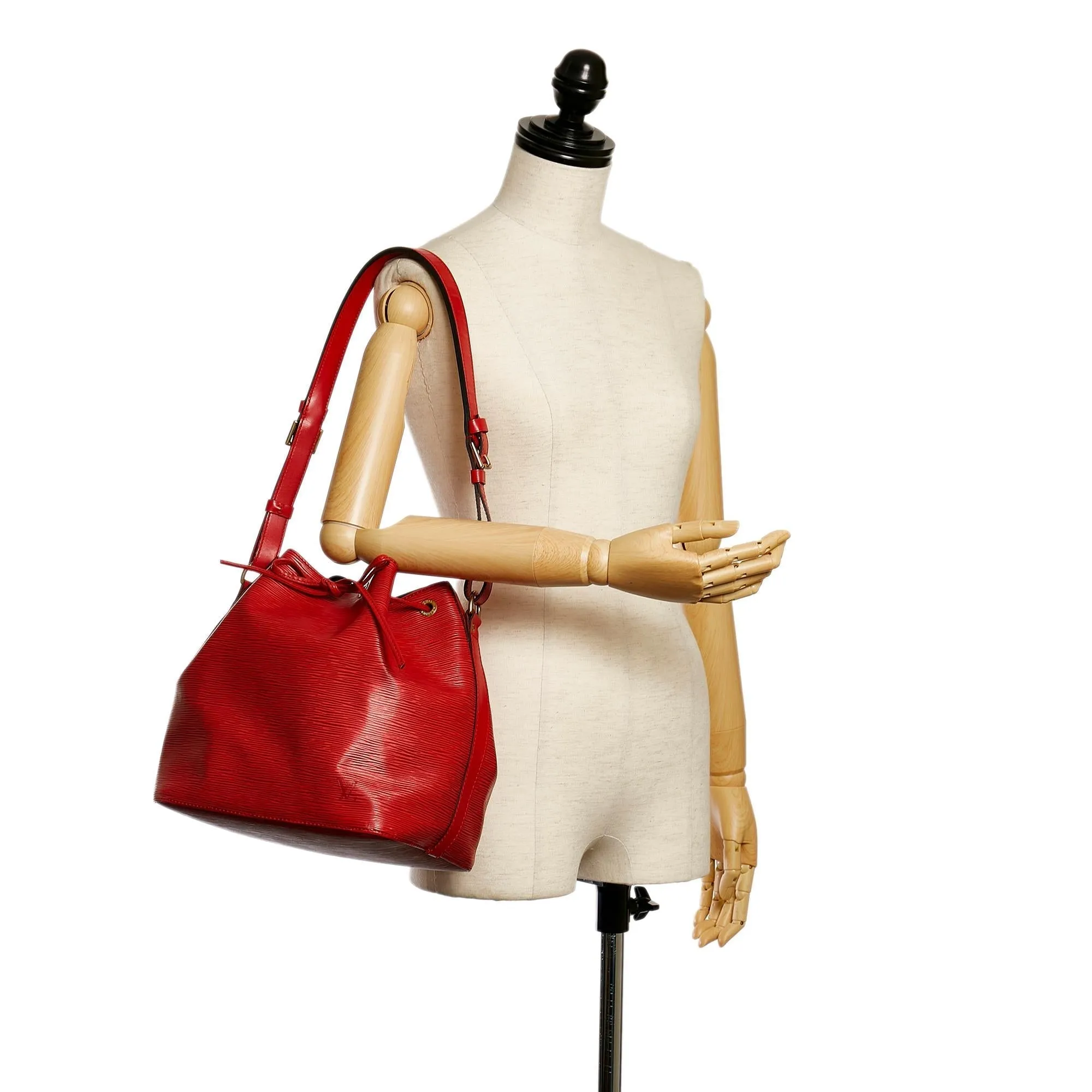 Louis Vuitton Epi Noe (SHG-31418)