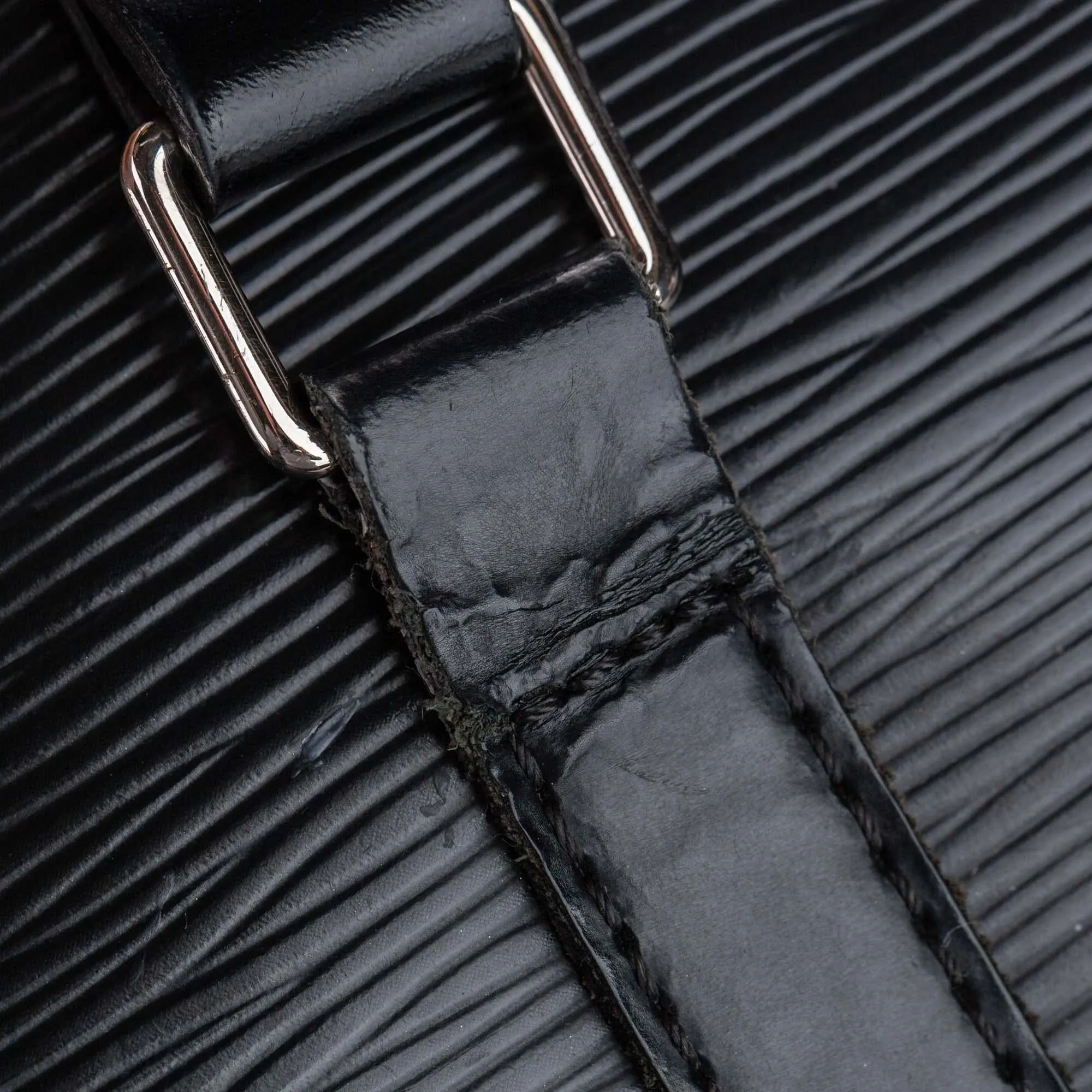 Louis Vuitton Epi Soufflot (SHG-GQ6UWu)
