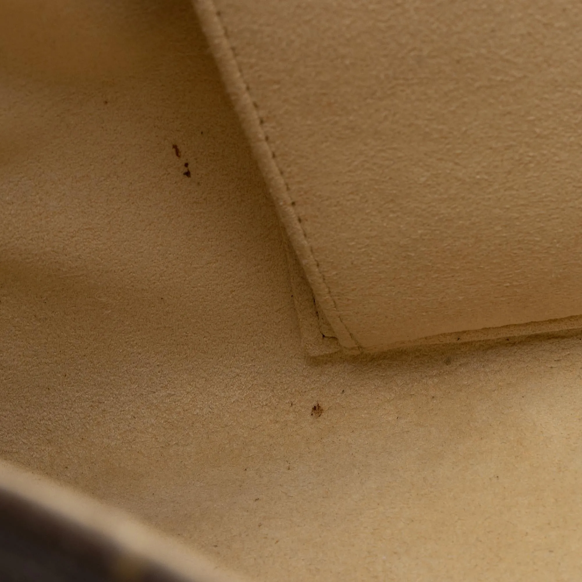Louis Vuitton Monogram Canvas Beverly GM Shoulder Bag (SHF-Uj4AeJ)