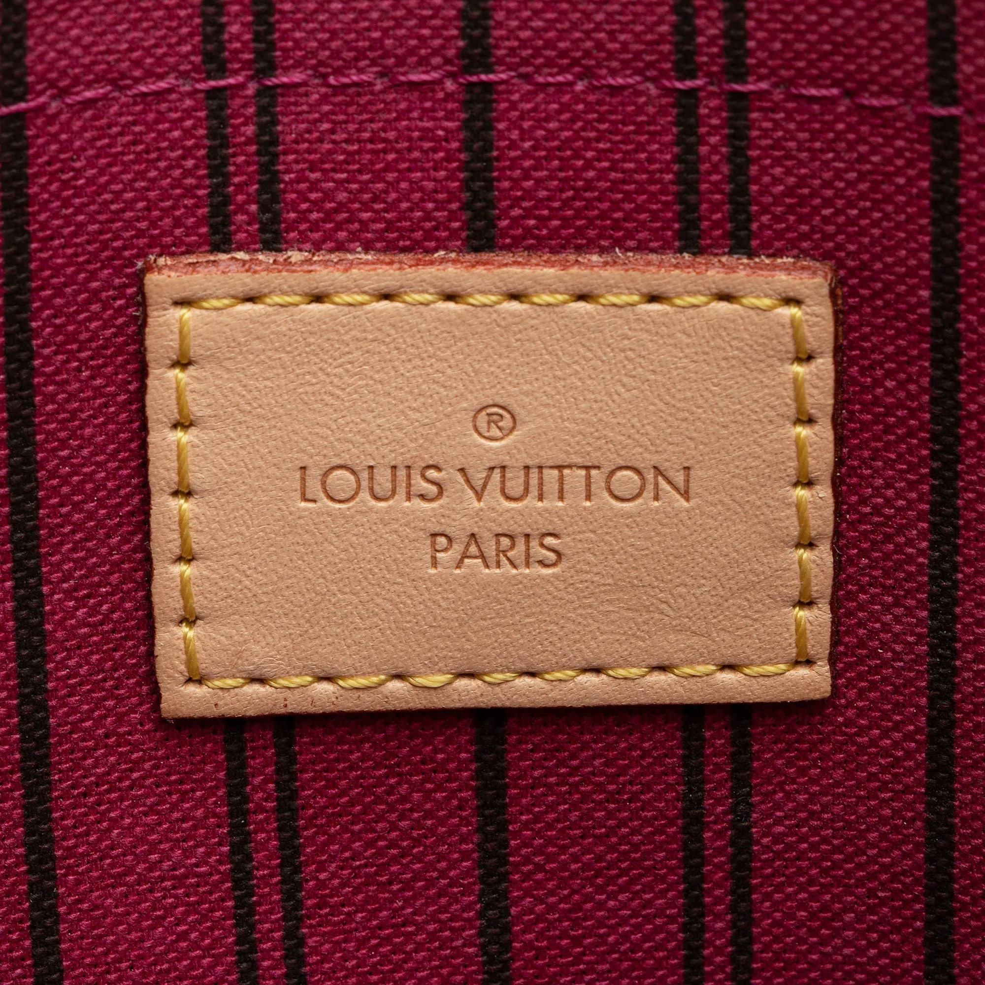 Louis Vuitton Monogram Canvas Neverfull MM Pochette (SHF-QUBONp)