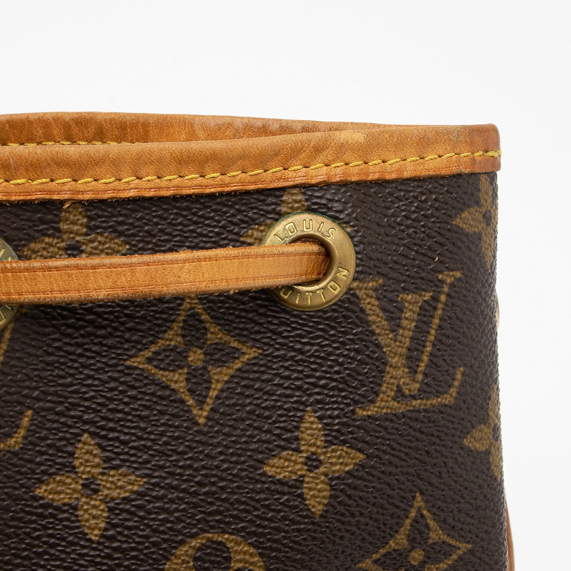 Louis Vuitton Monogram Canvas Petit Noe Shoulder Bag (SHF-qUiBgQ)