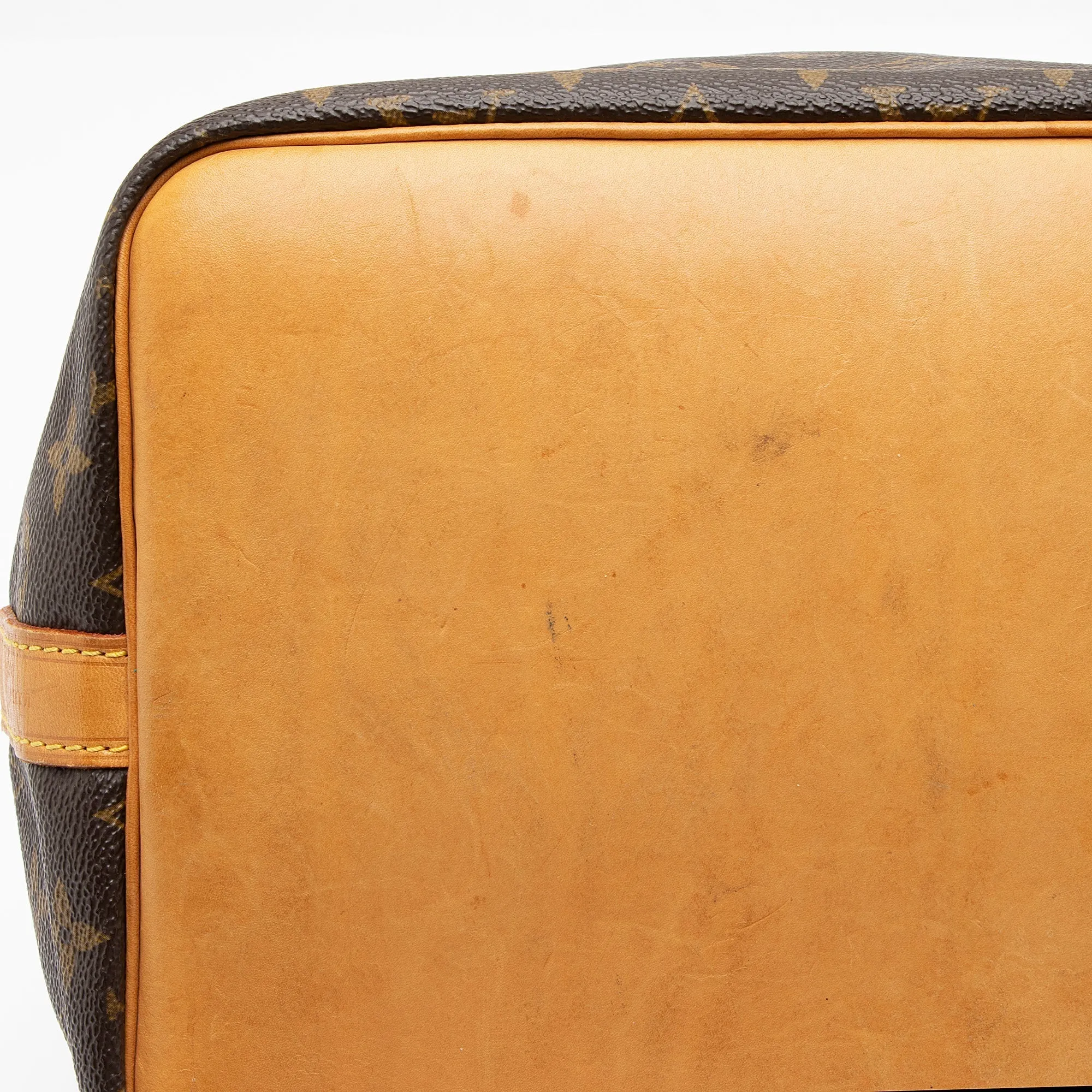 Louis Vuitton Monogram Canvas Petit Noe Shoulder Bag (SHF-qUiBgQ)