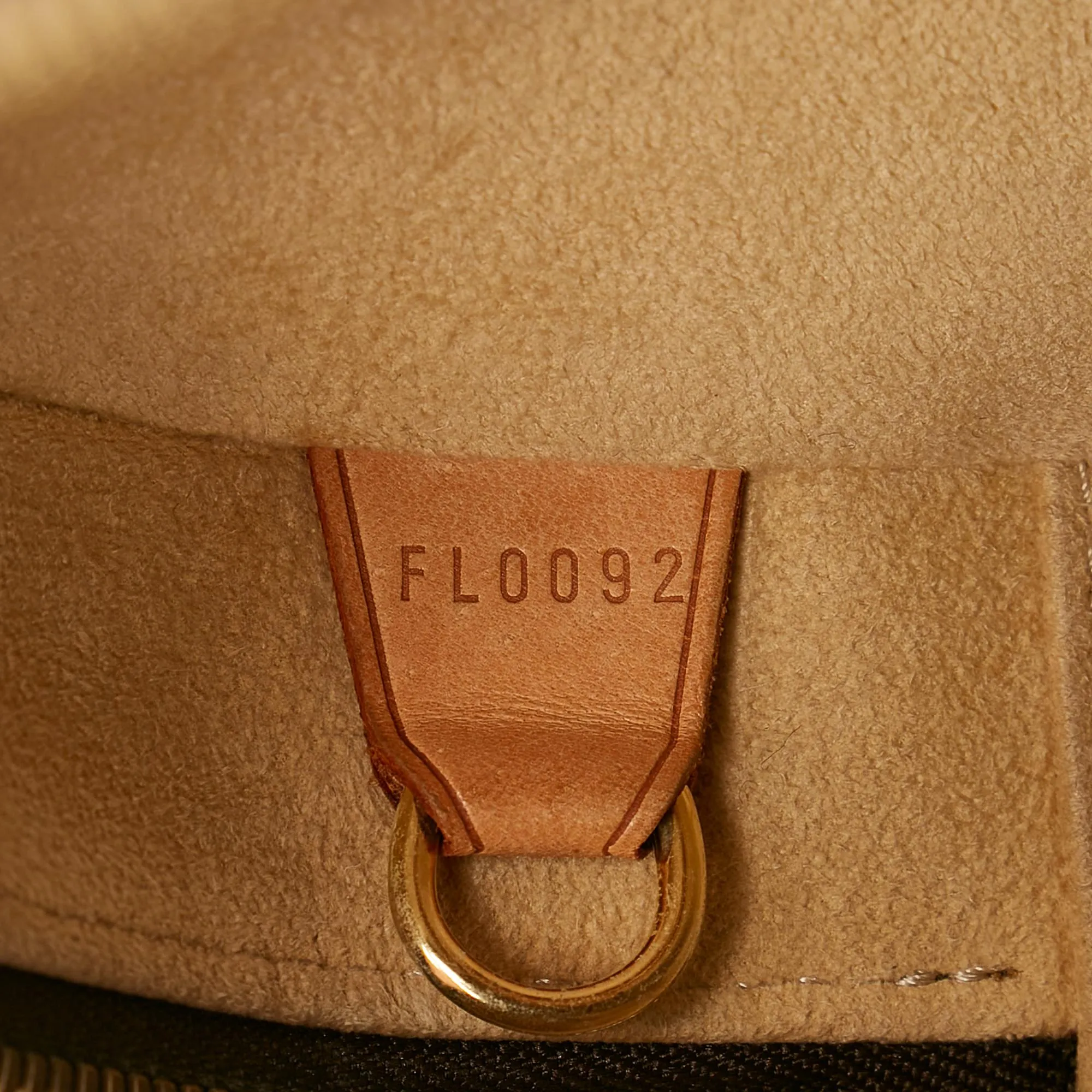 Louis Vuitton Monogram Cite GM (SHG-34269)