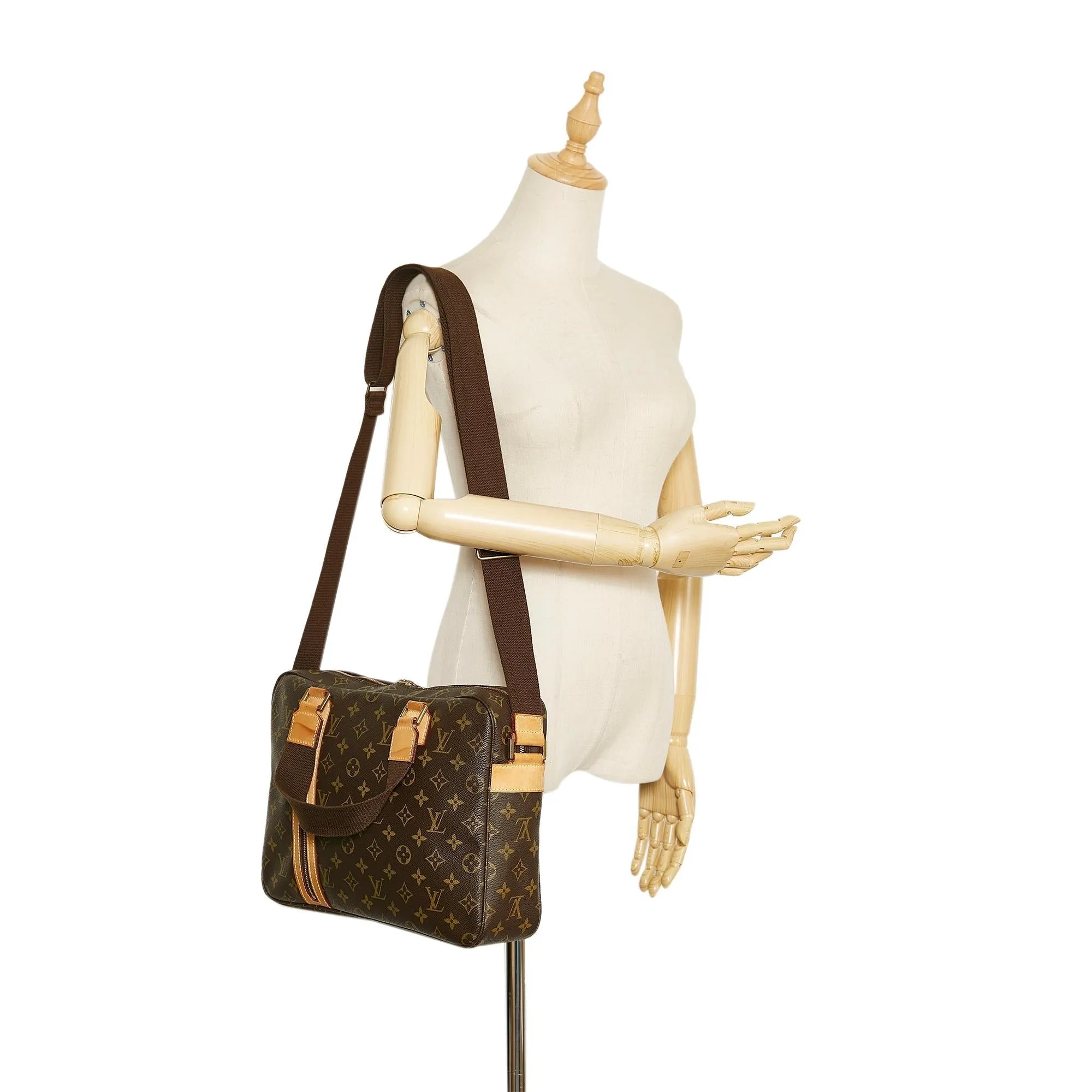 Louis Vuitton Monogram Sac Bosphore (SHG-37831)