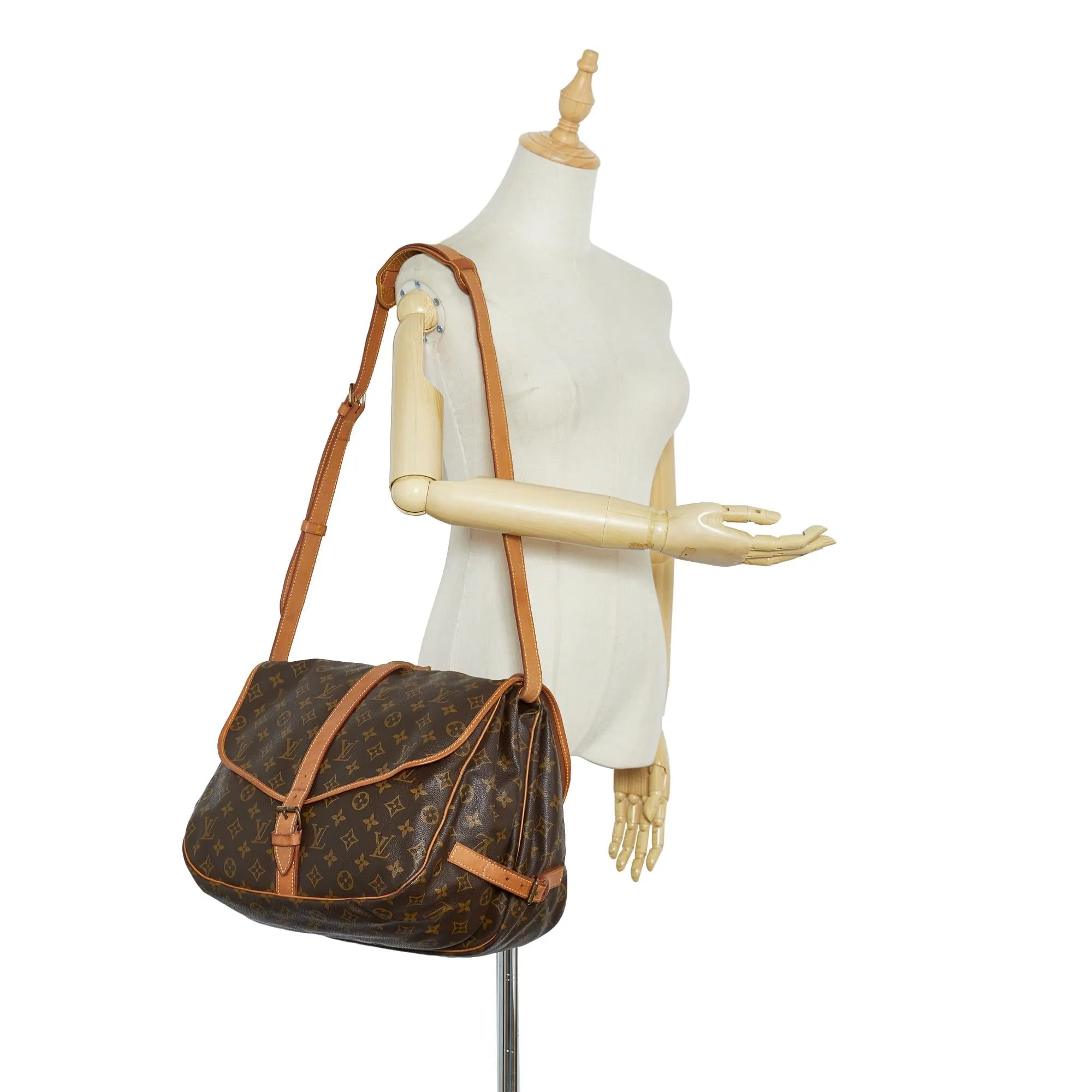 Louis Vuitton Monogram Saumur 35 (SHG-Hp526P)