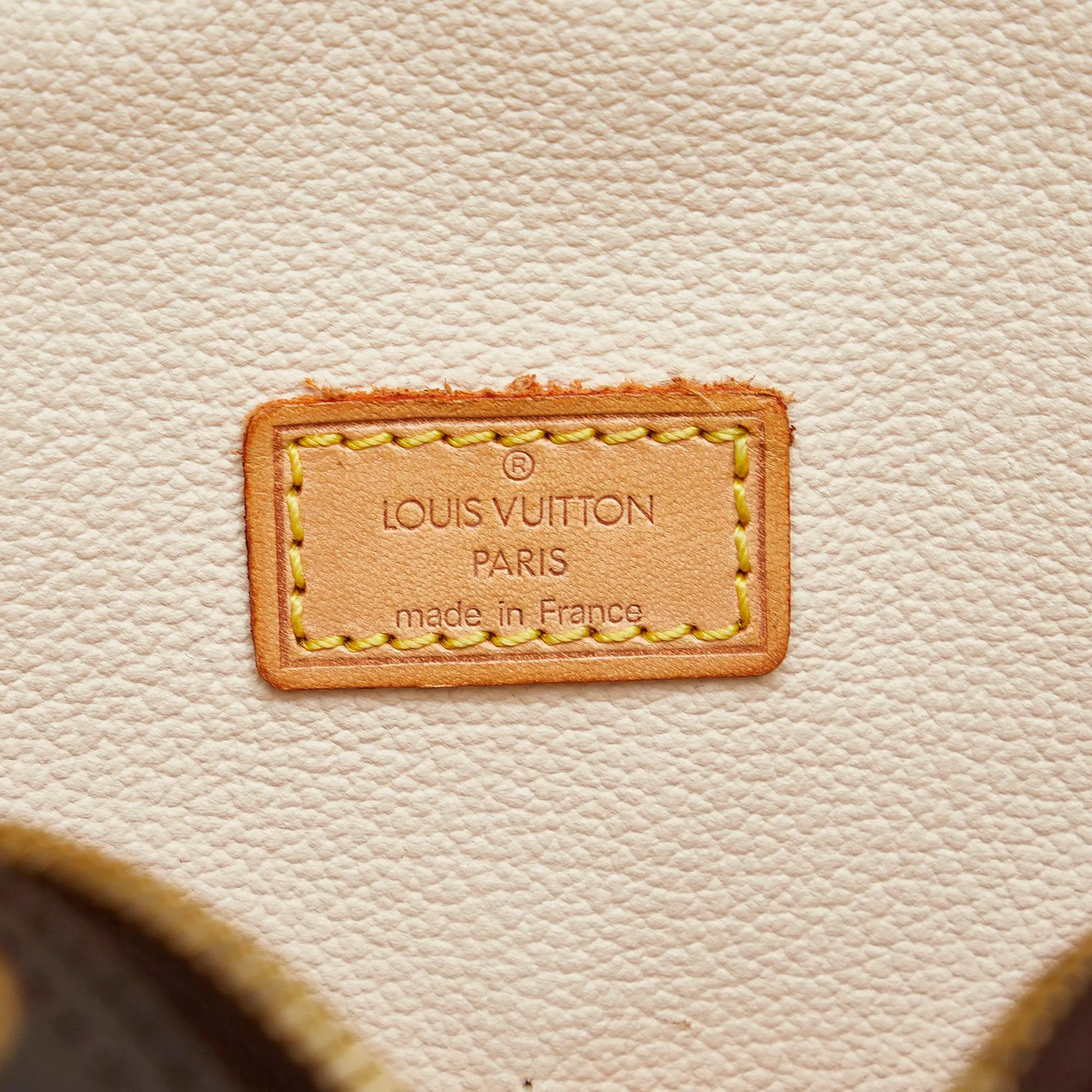 Louis Vuitton Monogram Spontini (SHG-hYkORy)