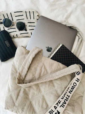QUILTED SHOULDER BAG