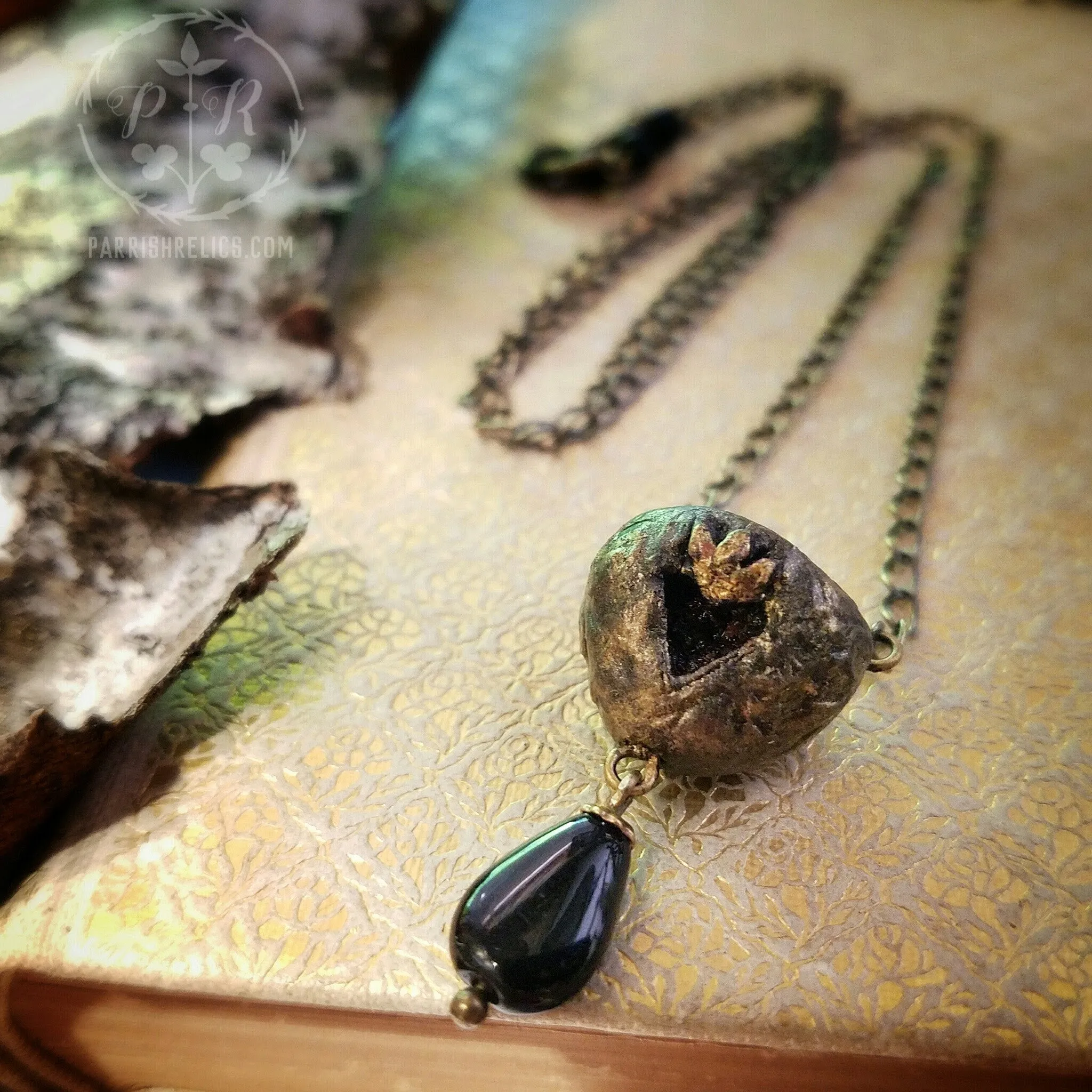 Sacred Heart ~ Scented Amber Vessel Amulet